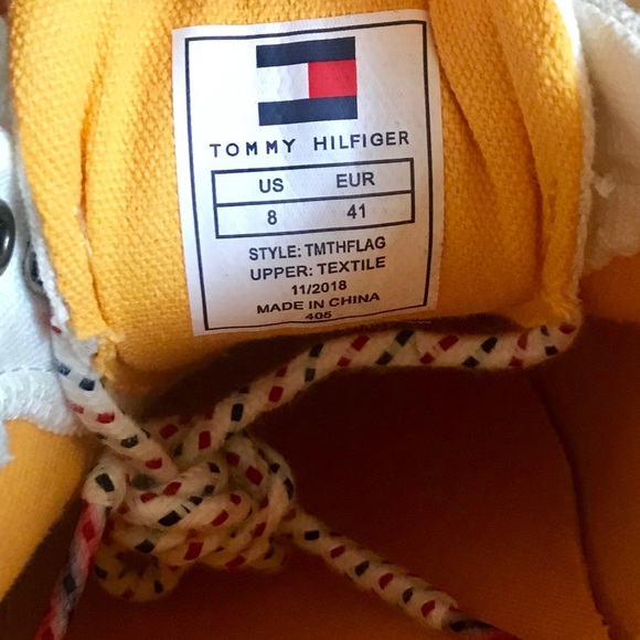 Tommy Hilfiger White, Red & Blue Canvas Shoe NWOT - Picture 6 of 6
